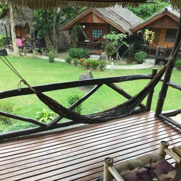 Angel Lanta Bungalow เกาะลันตา ภายนอก รูปภาพ